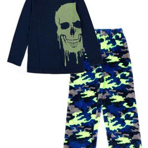 Boys 4-18 & Husky 2-Piece Pajama Set